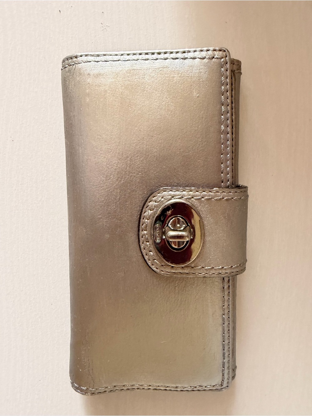 vintage Coach Metallic Leather Turnlock Slim Envelope Checkbook
Wallet Y2K